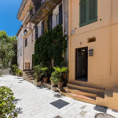Wonderful 3 Bdr House Old Town Hébergement de vacances Cannes