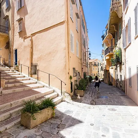 Wonderful 3 Bdr House Old Town * Cannes